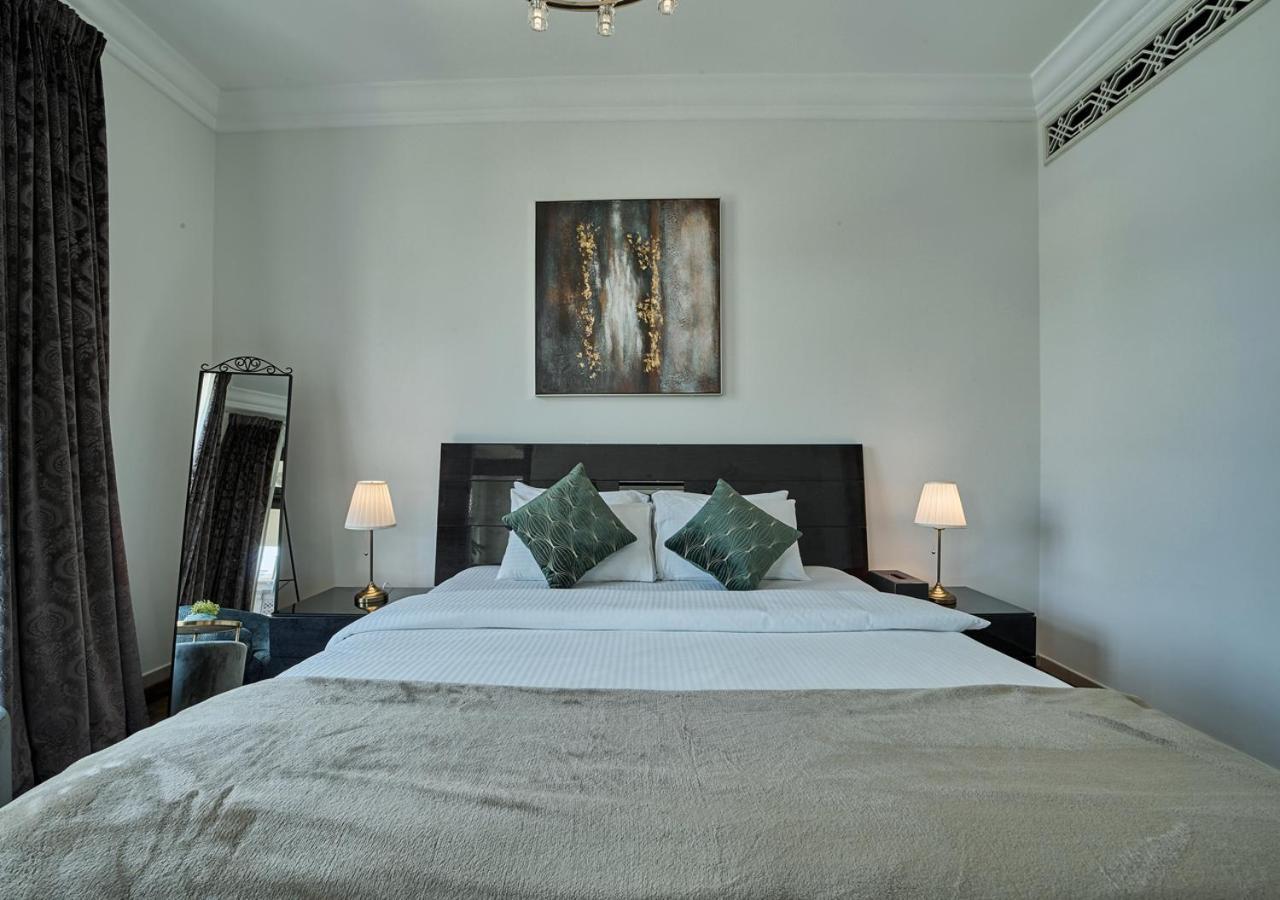 Burj Khalifa Partial View Peak Living Luxury 2Br Souk Al-Bahar Beside Dubai Mall-Golden Homes 외부 사진